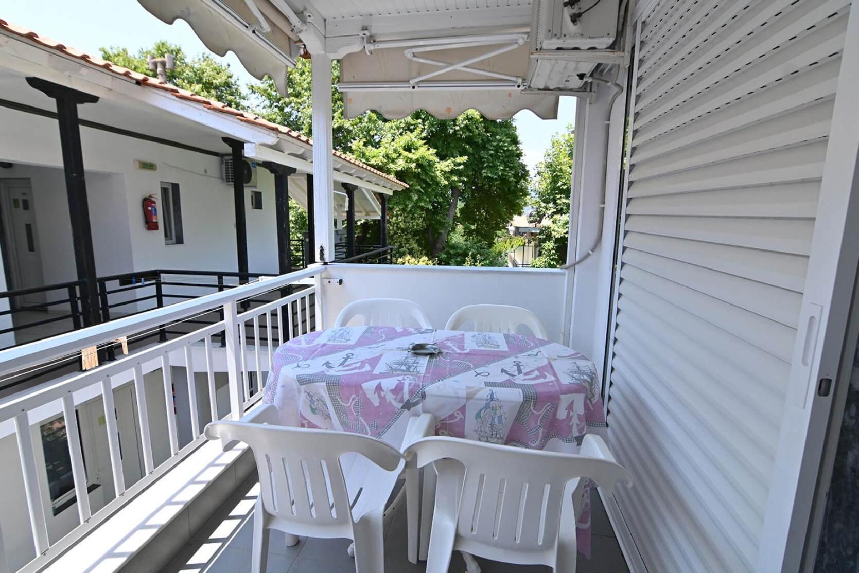 Armiriki Rooms วราสนา ภายนอก รูปภาพ